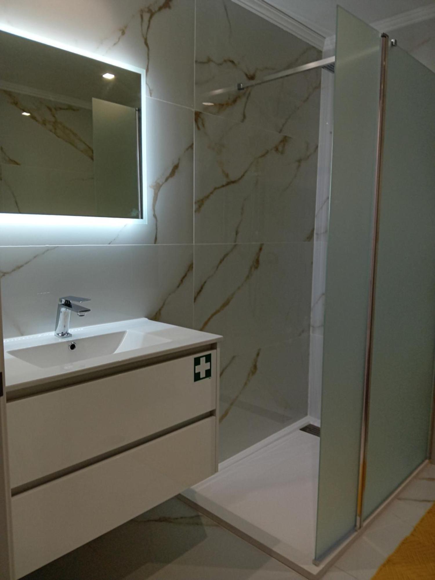 Living Caboqueira Apartment Funchal  Luaran gambar